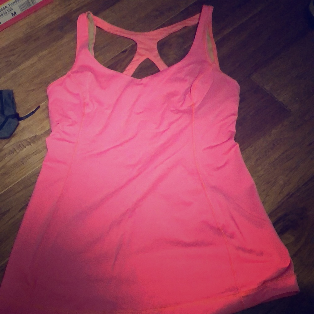 Lulu lemon top